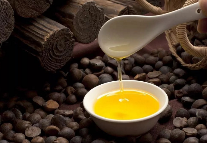 企鵝牌茶籽油雙螺桿榨油機,用心制造獲得客戶認可(圖1) 企鵝牌茶籽油雙螺桿榨油機,用心制造獲得客戶認可(圖1)